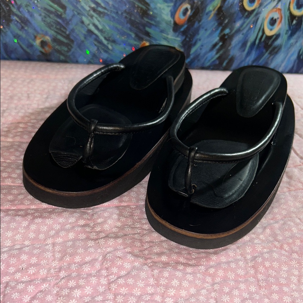 Anne Klein Collection Size 7 Black Stacked Platform Thong Sandals